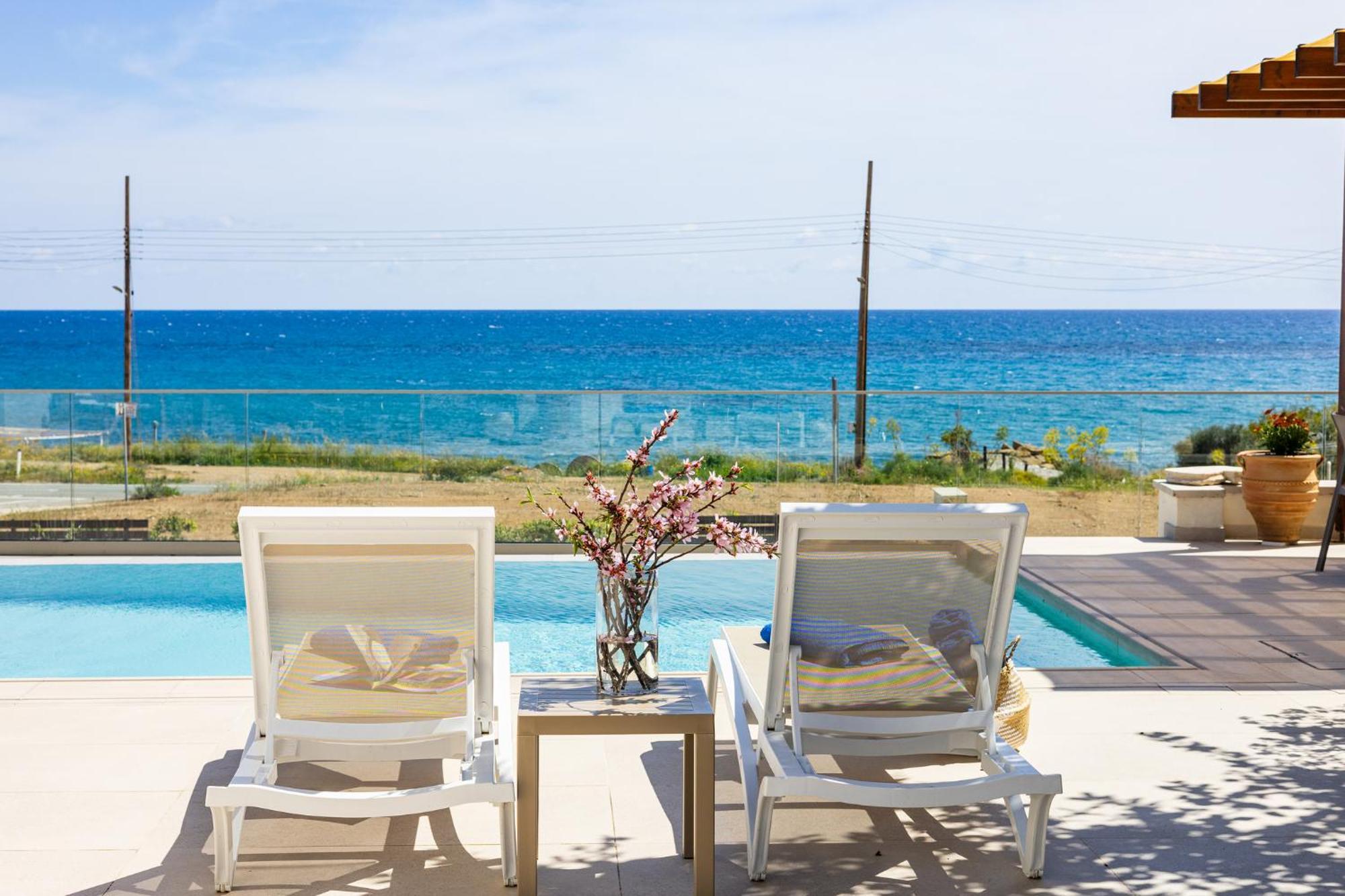 Villa Pacy Agios Theodoros Exterior foto